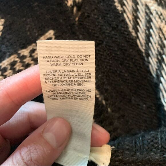 Garage wool blend poncho sweater. Size xs/s - Picture 3 of 9